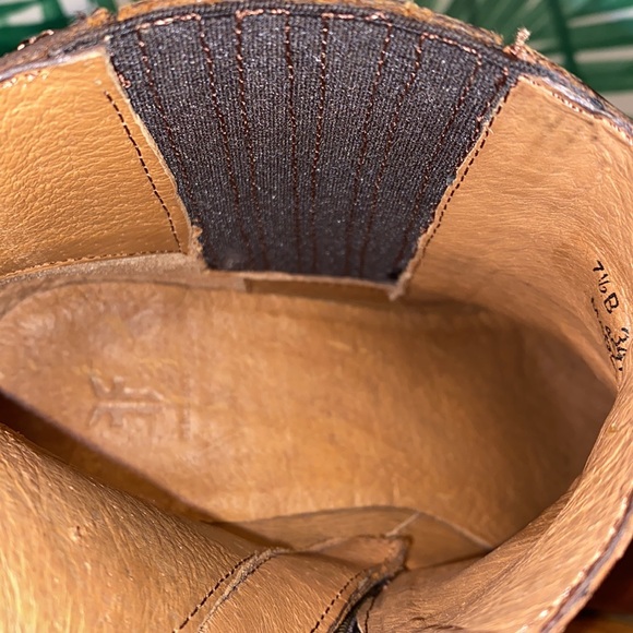 Frye Alton Chelsea Zip Ankle Boots Brown Cognac 7.5 B. 3470352 - Picture 9 of 10